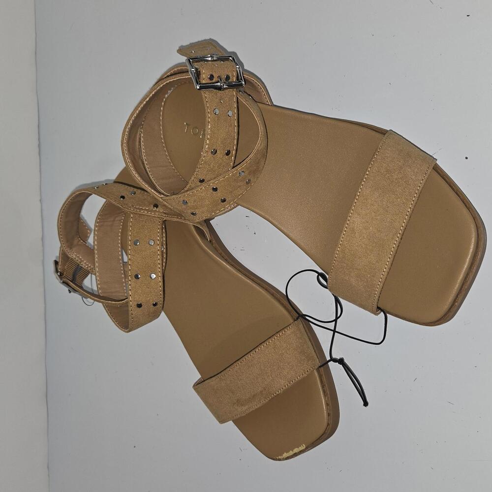 041 Torrid Studded Ankle Wrap Tan‎ Sandal Size 8.5WW